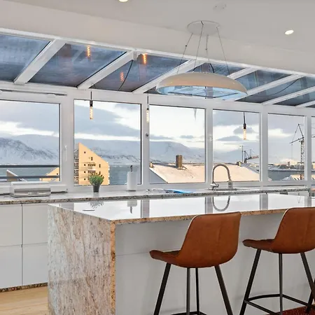 Apartment Dead Centre Penthouse Reykjavik